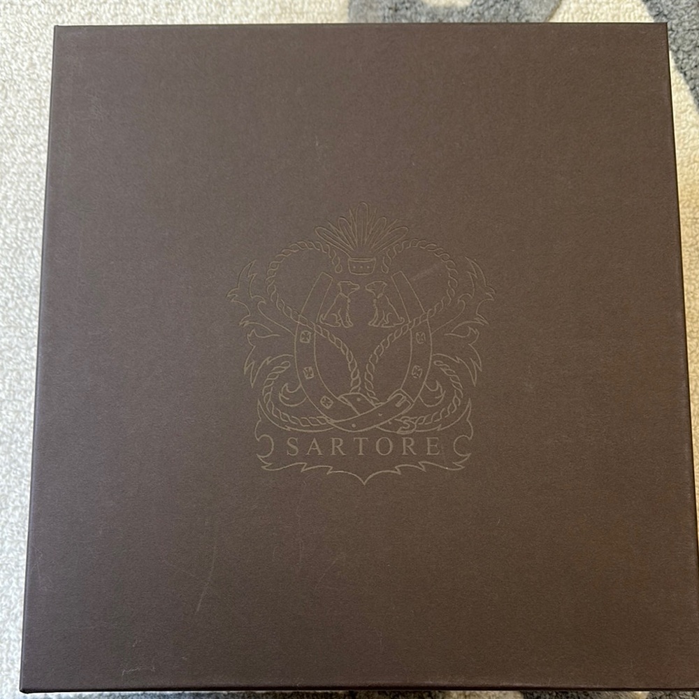 Sartore Dark Brown Embossed Box